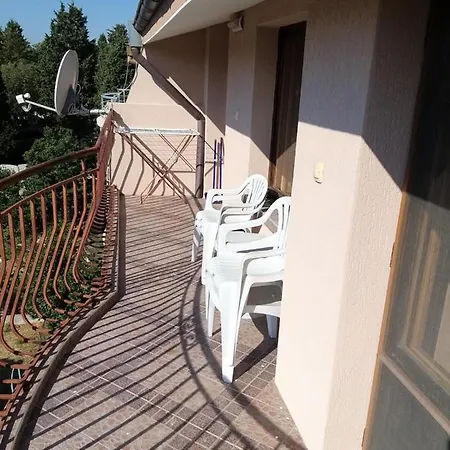 Apartament гр.бургас кв.сарафово Burgas